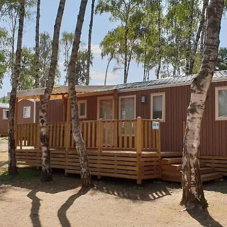 Mobil Homes Xxl2 4 Chambres - Camping Le Ranch Des Volcans Châtel-Guyon Extérieur photo