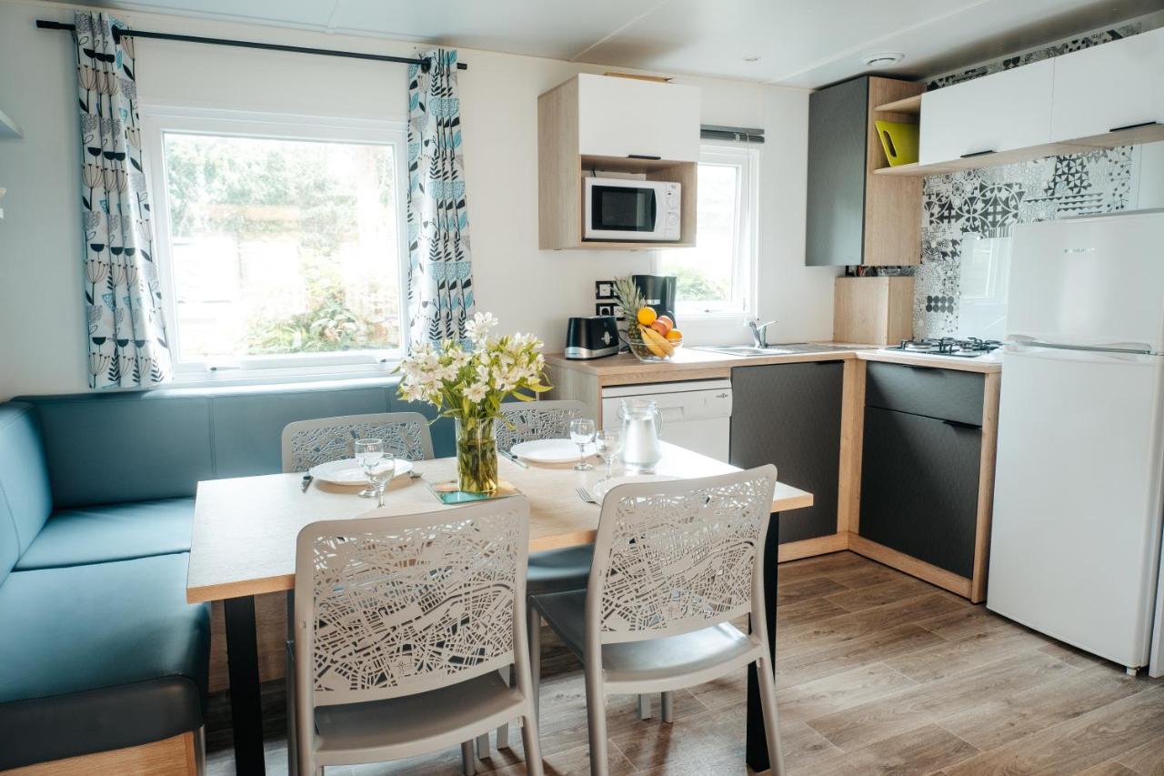 Mobil Homes Xxl2 4 - Le Ranch Des Volcans Camping *